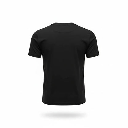 CHORD EMPIRE Lacoste siyah kısa kollu erkek tişörtü, arkadan görünüm, minimalist ve rahat kesim pamuklu kumaş.