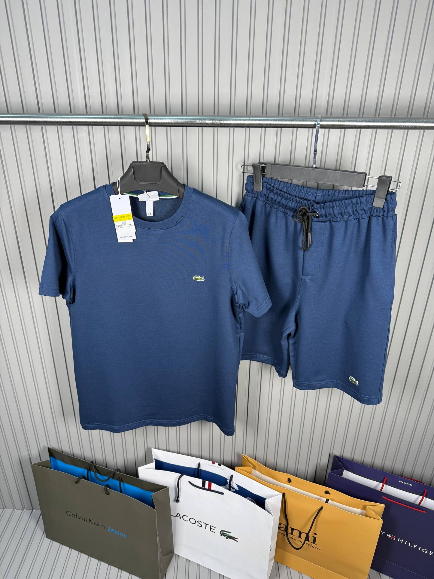 Lacoste Short - T-Shirt Takım